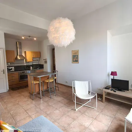 Διαμέρισμα Bright T3 In The Heart Of With Port View